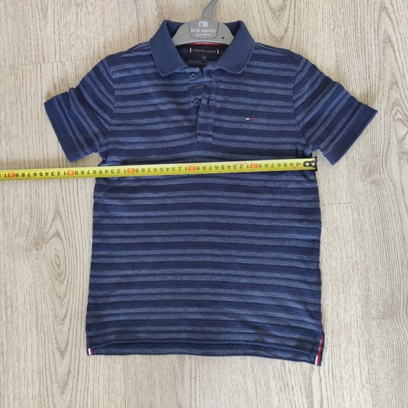 Tommy Hilfiger Boys T-shirt, size 128 - Picture 2 of 4